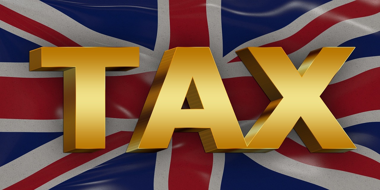 英国扑克牌多少钱?从1英镑到100英镑,你猜差价藏在哪儿? 英国扑克牌多少钱?从1英镑到100英镑,你猜差价藏在哪儿?